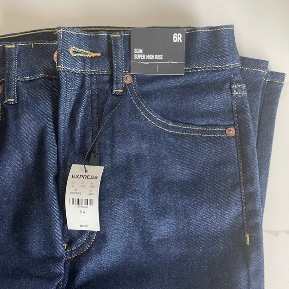 Express Super High Waisted Dark Wash Slim Jeans in Size 6R - Picture 3 of 6